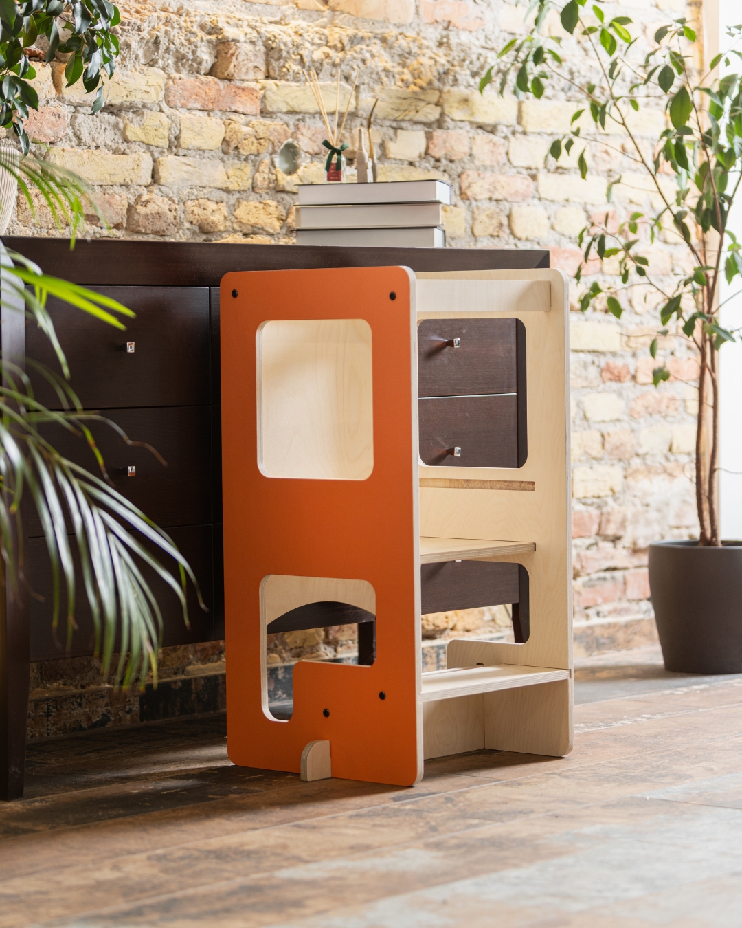 montesori-toranj-za-ucenje-i-sto-flip-2u1 (1) Montesori toranj za učenje i sto Flip 2u1 - Slika 2