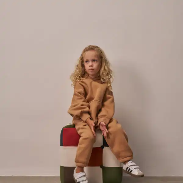 komplet trenerka gordnji donji deo sa kapom u dinja boji