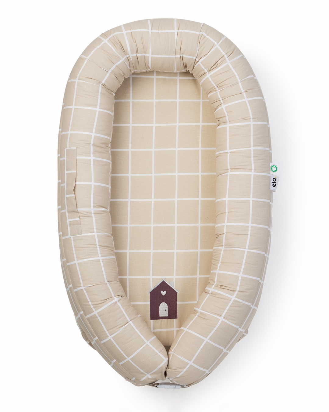 gnezdo za bebe u bez boji sa izvezenom kucicom na dnu