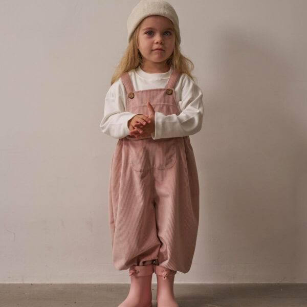 tregerke sa dugmicima sa dva nivoa za zakacivanje u puder roze boji