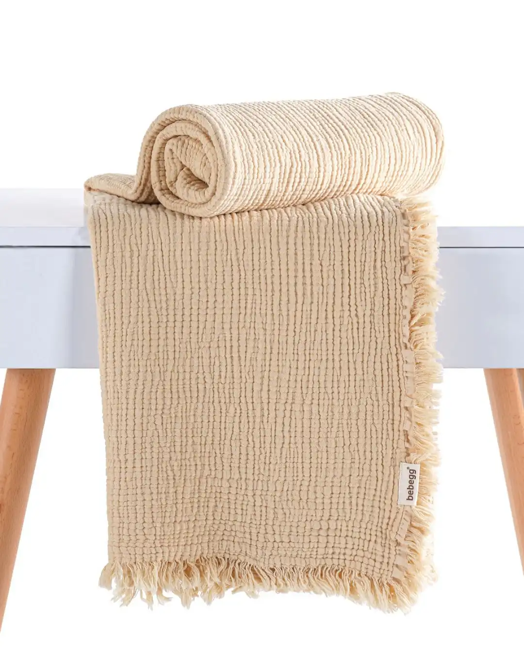 prekrivac za bebe u krem boji