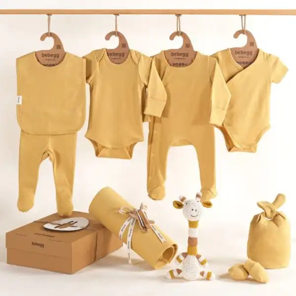 set za iznosenje iz bolnice u oker boji