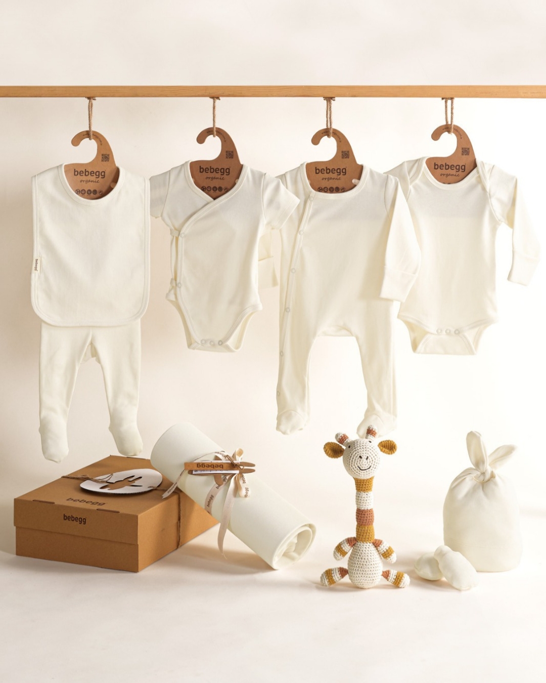 set za iznosenje iz bolnice u krem boji