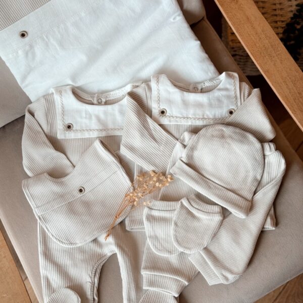 set za iznosenje bebe u bez boji od sedam delova